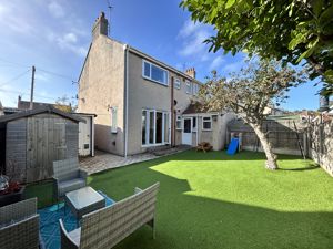 Photo 19- click for photo gallery